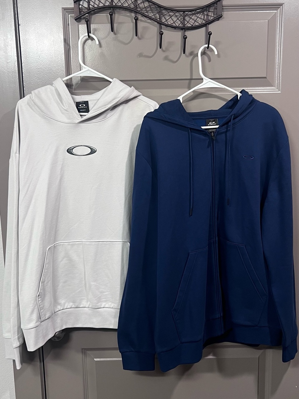 Oakley Hoodie Bundle - lunar white & Navy Blue (2-pack)